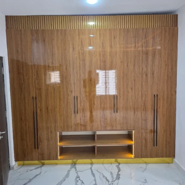 Wardrobe_1